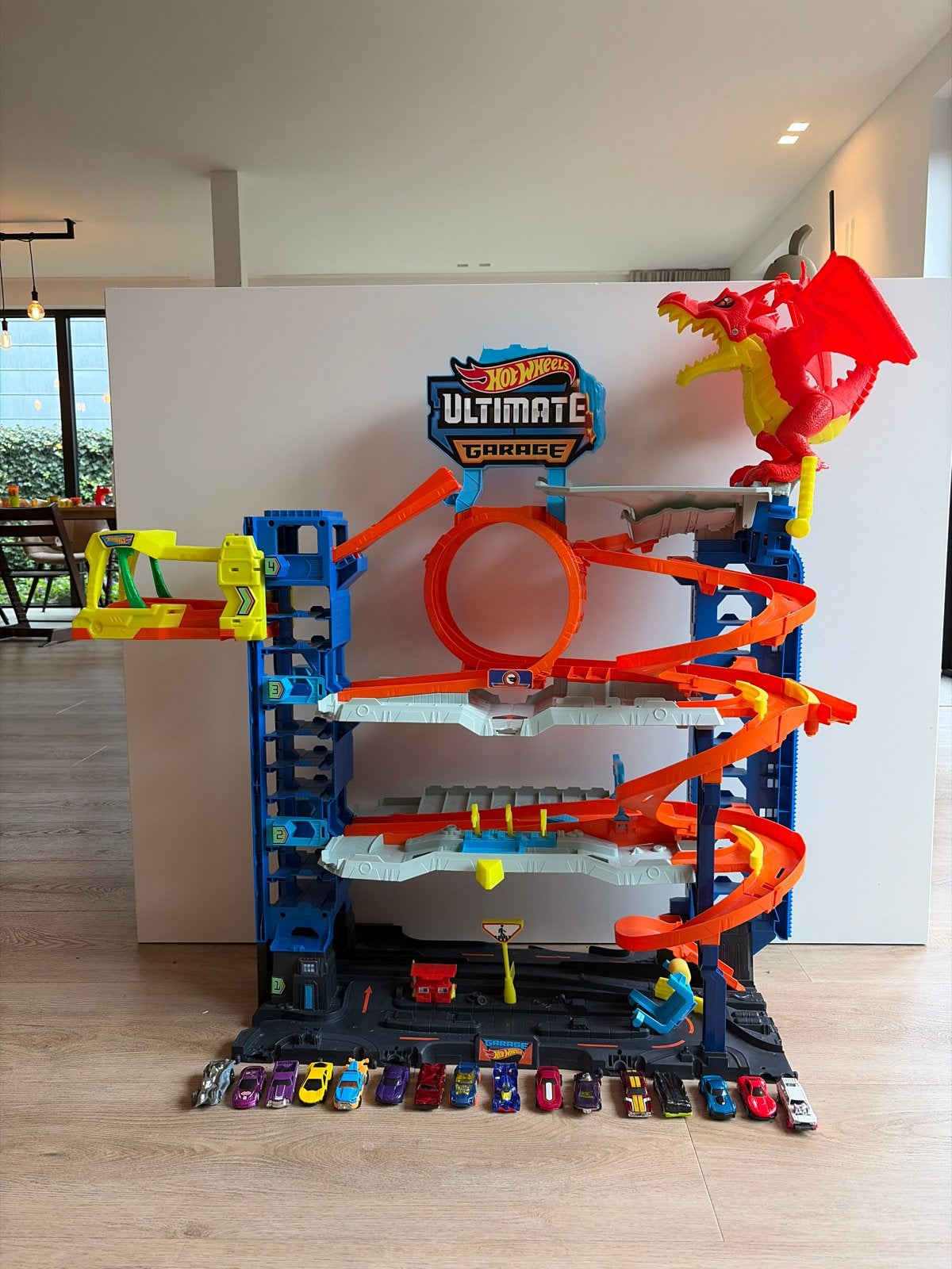 Hot Wheels Ultimate Garage met auto's, Kinderen en Baby's, Ophalen, Gebruikt