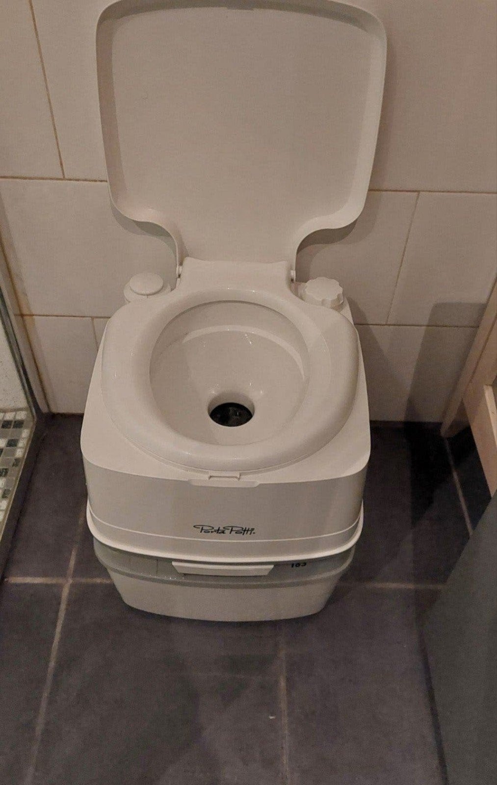 Thetford Porta Potti 165 chemisch toilet 
chemisch toilet, Ophalen