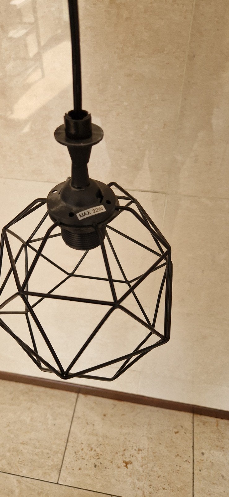 Moderne lamp te koop bijna gratis, Huis en Inrichting, Lampen | Lampenkappen, Ophalen of Verzenden, Zo goed als nieuw, Rond