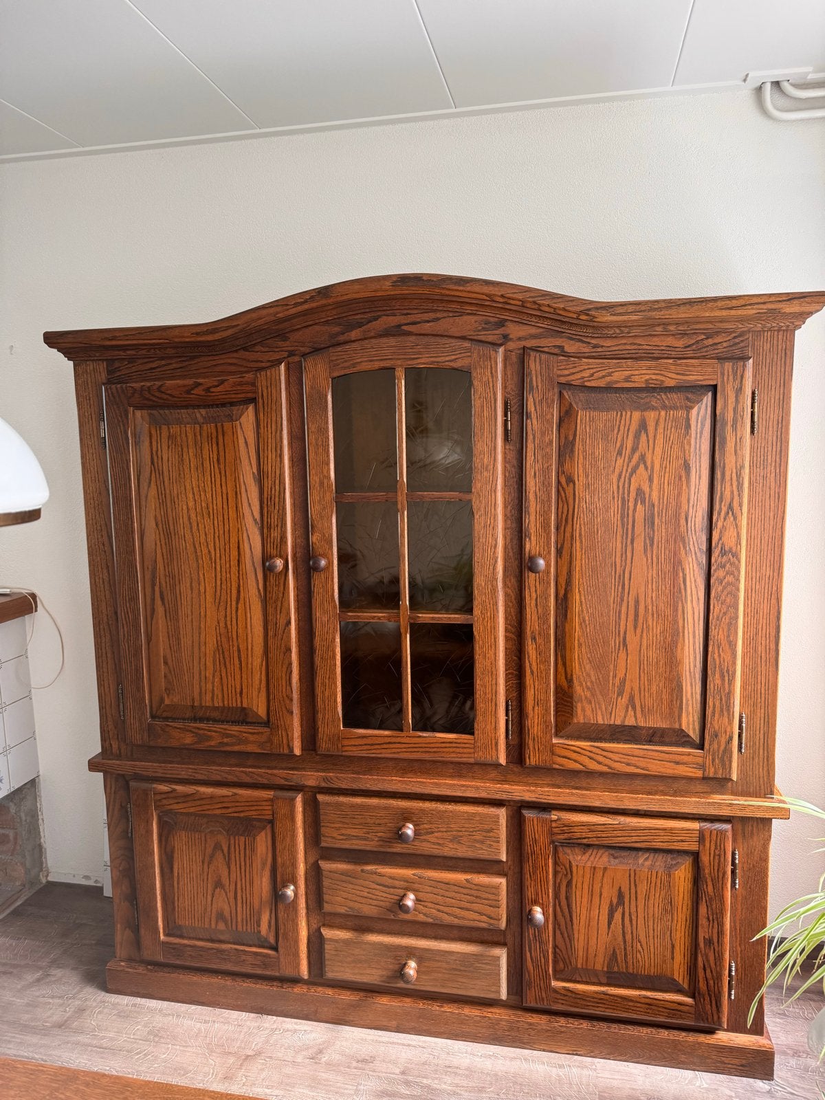 Massief eiken dressoir/vitrinekast met glas en laden, Ophalen, Gebruikt, Eikenhout, Met lade(s)