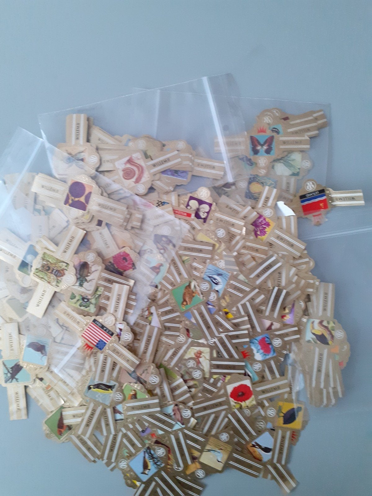 Grote collectie sigarenbandjes, diverse soorten, Verzamelen, Rookartikelen, Aanstekers en Luciferdoosjes, Ophalen of Verzenden