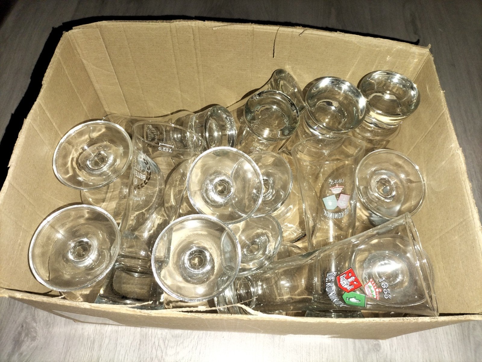 10+ bierglazen!, Ophalen, Zo goed als nieuw, Glas of Glazen, Overige merken