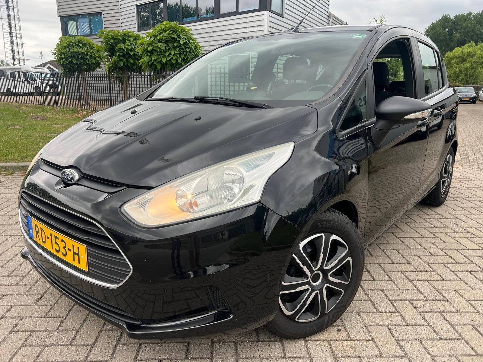 Ford B-Max 1.0 EcoBoost Trend Clima Trekhaak, Voorwielaandrijving, Euro 5, Gebruikt, Zwart