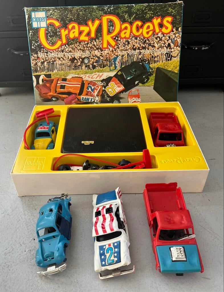 Clipper Crazy Racers Vintage smash up Derby Set met 5 auto's, Ophalen, Gebruikt