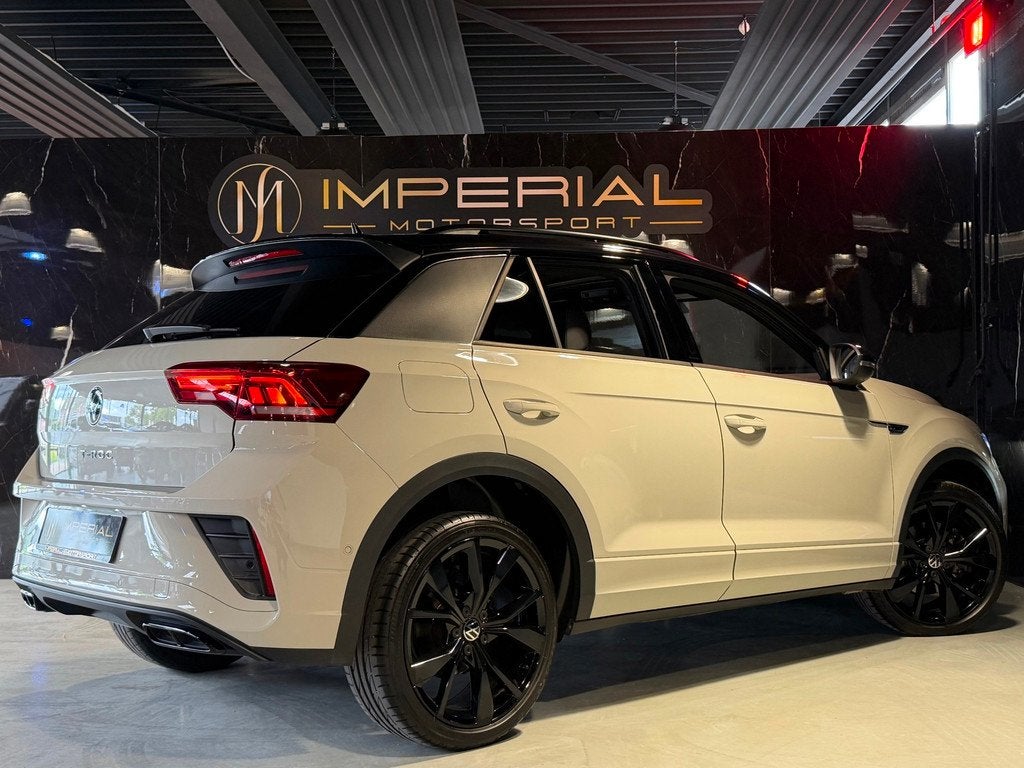 Volkswagen T-Roc 1.5 TSI R-Line Pano|Keyl|Cam|Trekhaak, Auto's, Volkswagen, 4 cilinders, 150 pk, Beige, Bedrijf