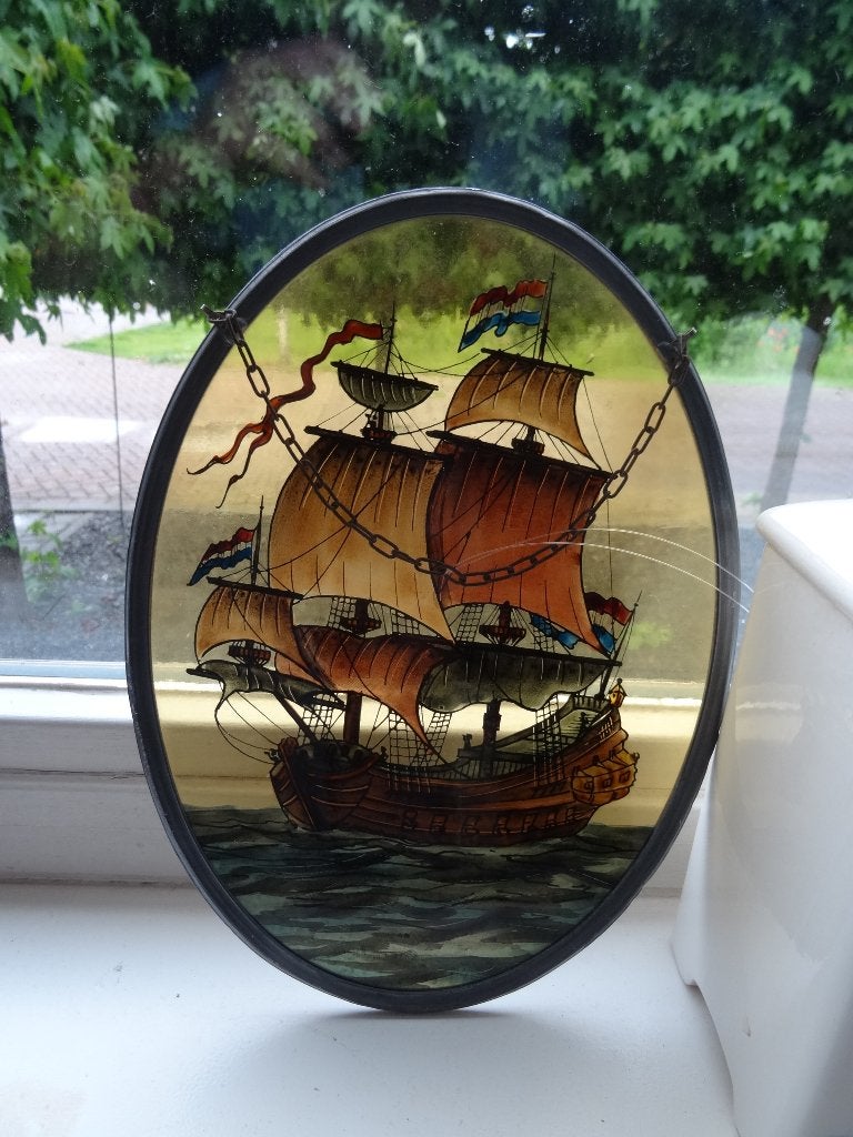Oude glas in lood raamhanger Nederlands VOC zeilschip, Ophalen
