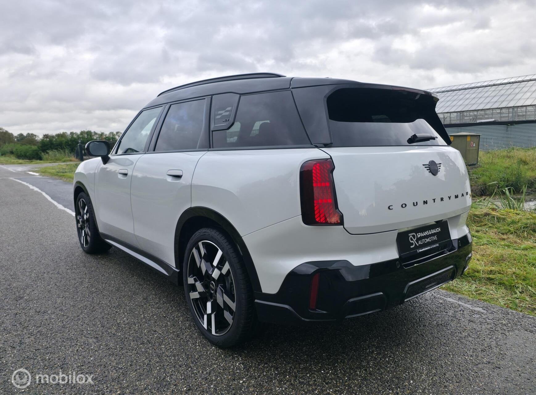 Mini Countryman SE ALL4 JCW XL 66.5 kWh / Pano / Trekh / 360, Auto's, Automaat, Zwart, Countryman, Leder en Stof