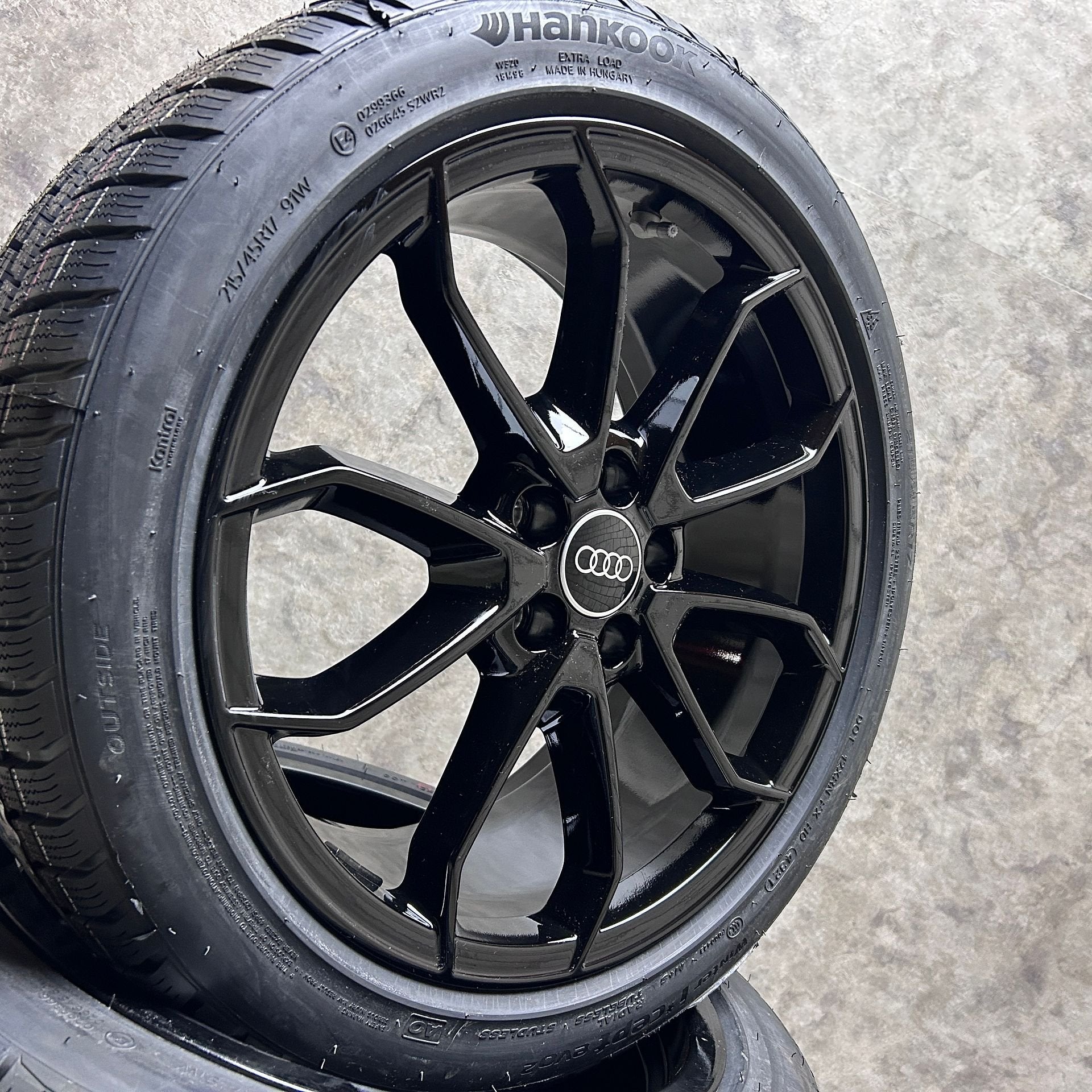 diversen originele velgen + winterbanden Audi A1, -, -, Banden en Velgen, 17 inch