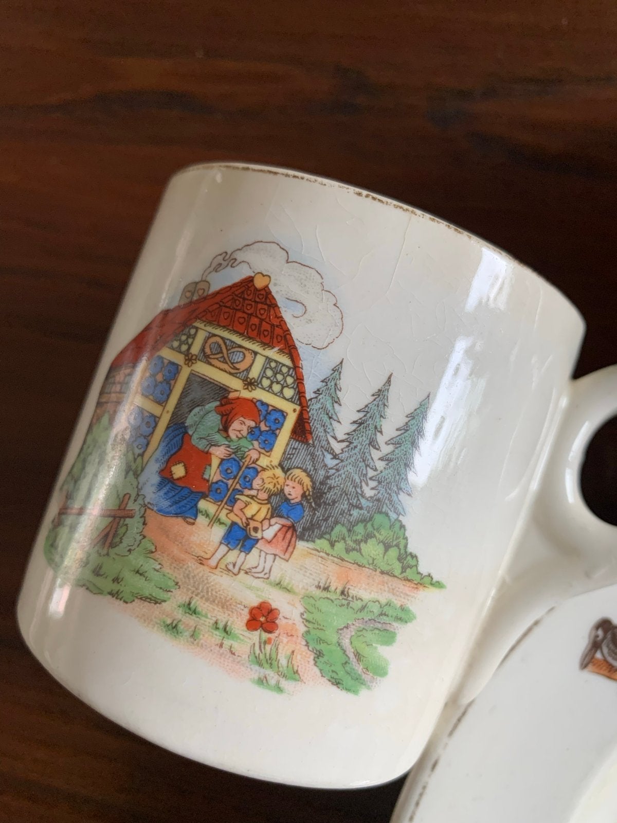Vintage Efteling servies: 4 kopjes en 1 bord, Ophalen of Verzenden