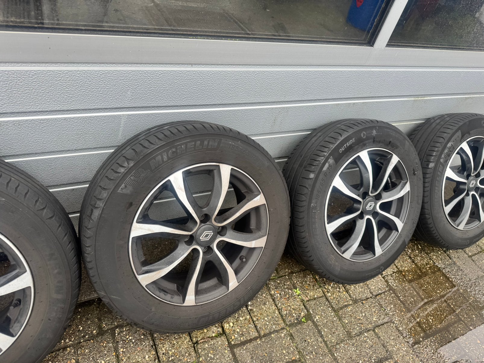 4x100 15 inch lichtmetalen velgen met michelin zomerbanden, Ophalen, Gebruikt, 15 inch, Banden en Velgen