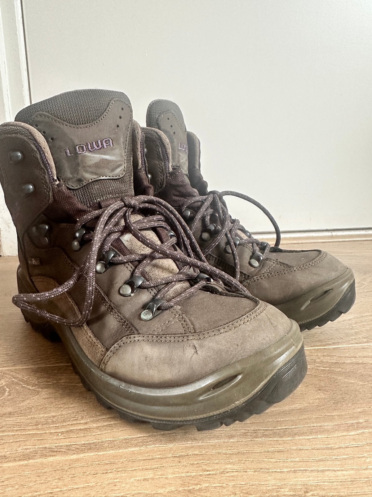 Lowa Renegate GTX mid Ws, Ophalen of Verzenden, Gebruikt, Schoenen