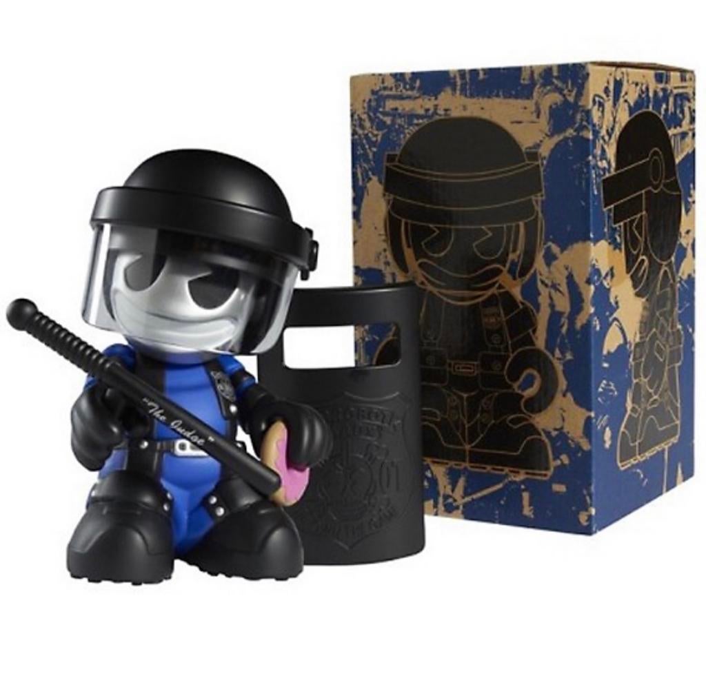 8 inch ‘KIDRIOT’ designer toy door de artiest MAD X KIDROBOT, Verzenden, Nieuw