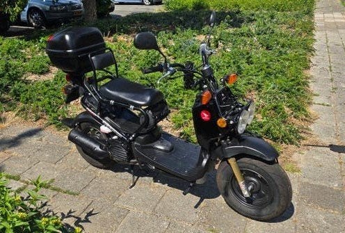 Mooie nette Honda zoomer, met maar 8.850km, Ophalen, Gebruikt, Overige modellen, Maximaal 45 km/u