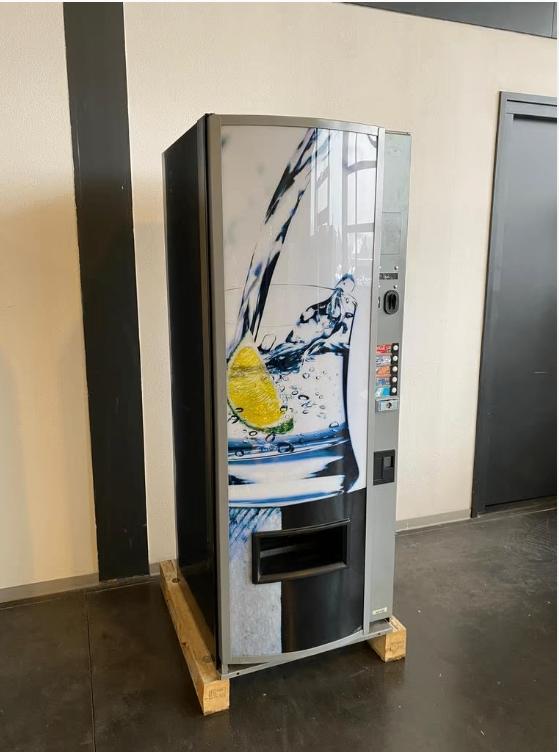 Vendo 5 selecties drankautomaat | Vendingmachine refurbished, Ophalen, Vending Master, Ewinkel 12, 5431ND Cuijk, Info@vendingmaster.nl