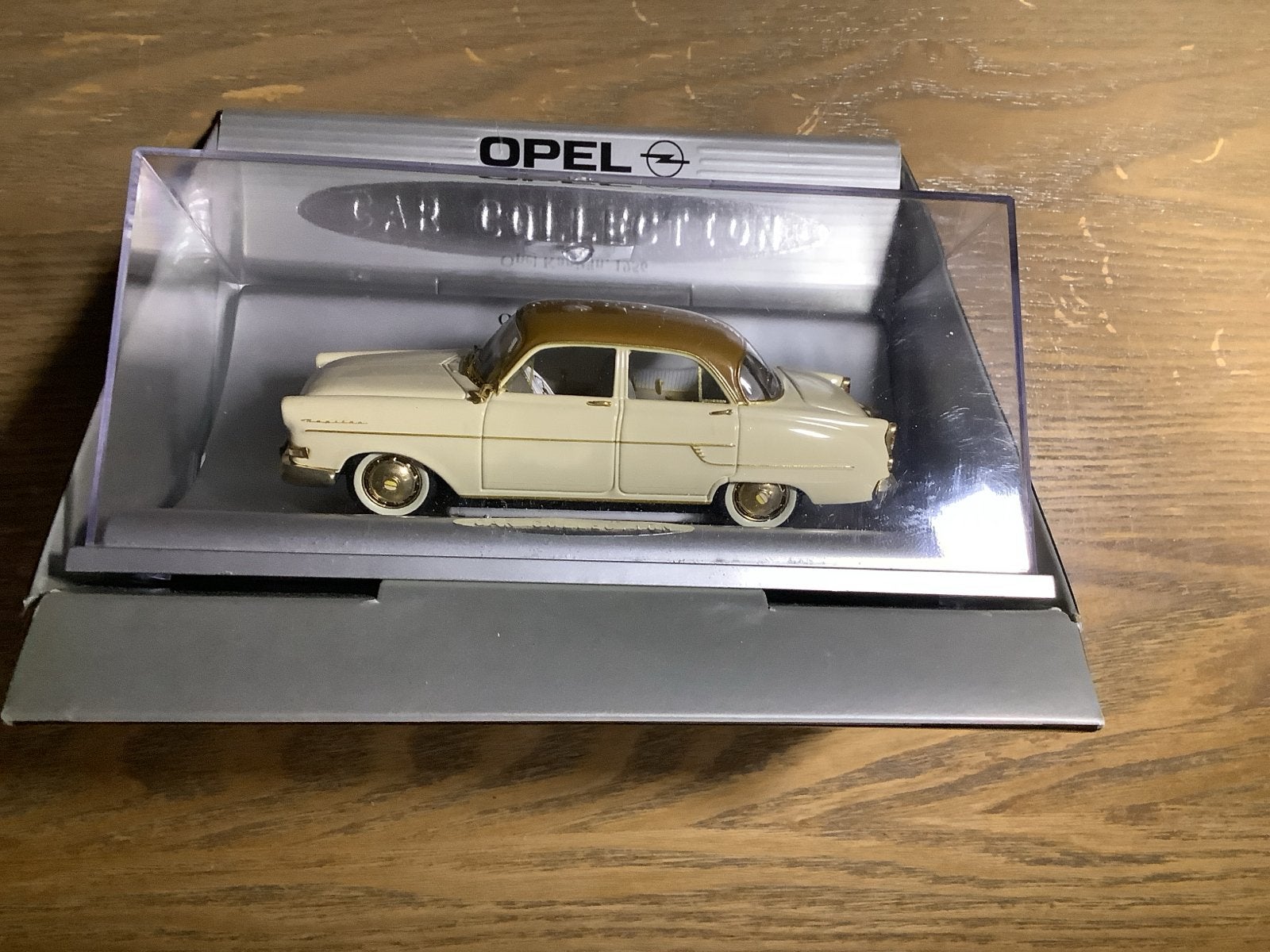 Opel Kapitän 1956 modelauto - Nieuw in verpakking, Ophalen of Verzenden, Nieuw, Auto