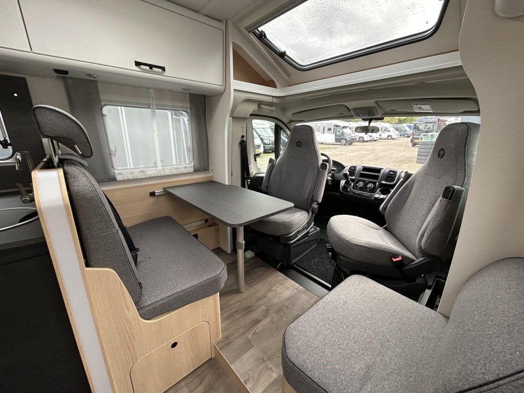 Sunlight T66S Adventure Automaat 2026, Caravans en Kamperen, Campers, Automaat, Sunlight, Fiat, Tot en met 2