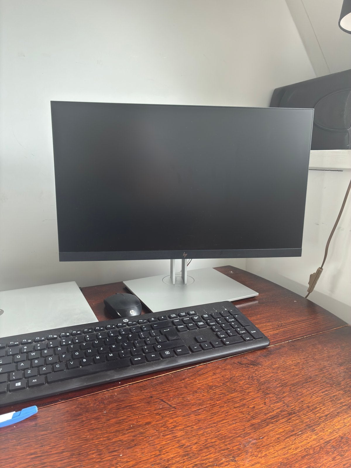 HP E24 G5 monitorscherm - Zo goed als nieuw, Ophalen, IPS, In hoogte verstelbaar, Full HD