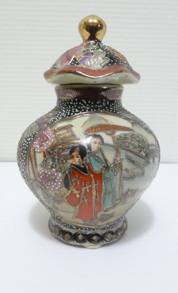 China -Satsuma- vaasje met deksel [2090-C], Antiek en Kunst, Ophalen