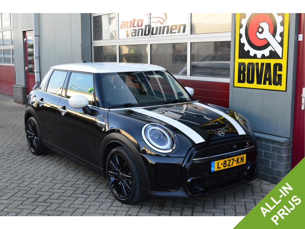 MINI Mini 2.0 Cooper S Classic O.a: Navi, Clima, Cruise, Car, Voorwielaandrijving, 1998 cc, Gebruikt, 4 cilinders