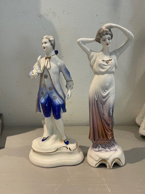 Vintage beeldje porselein. Wenus figuur Art deco stijl., Ophalen