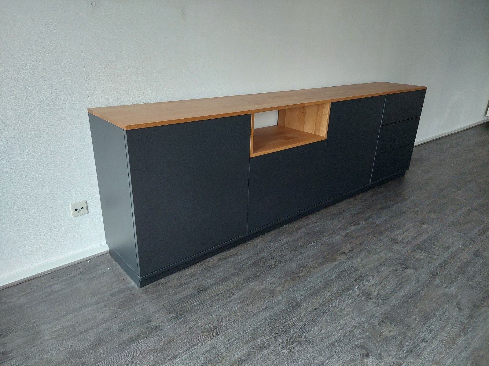 Interstar Dressoir / TV-meubel - Modern design, Ophalen, Gebruikt, Met lade(s), 200 cm of meer