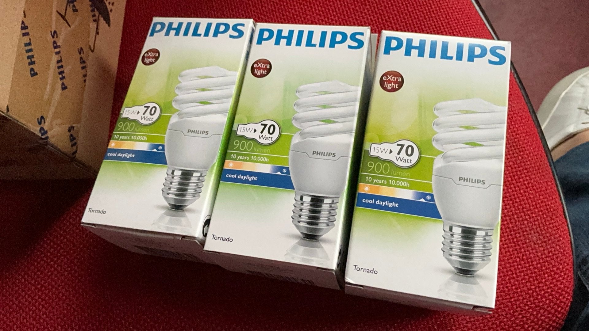Tornado15 watt equivalent 70 watt E 27 fitting cool daylight, Philips, 60 watt of meer, Nieuw, Spaarlamp
