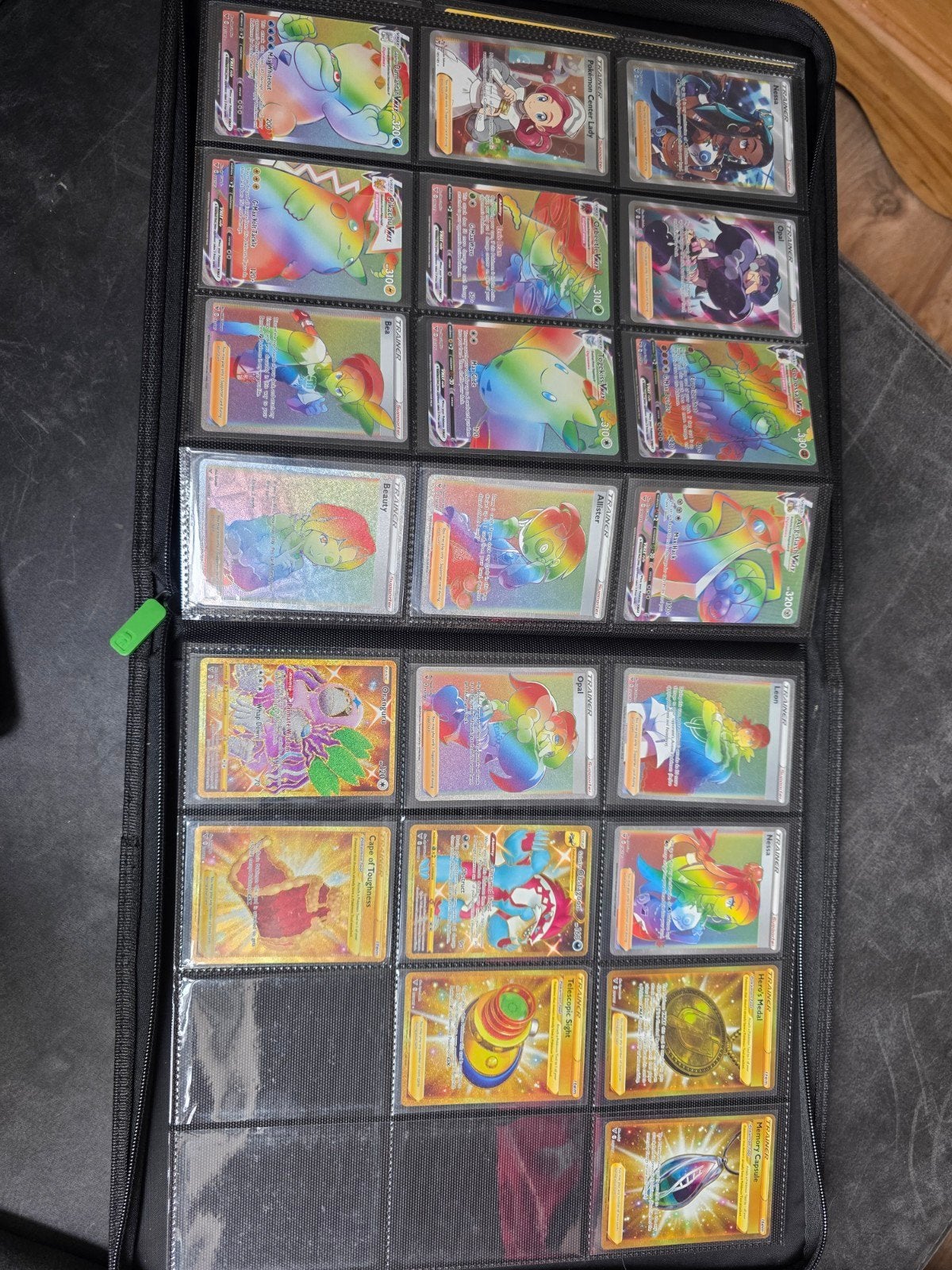 meest overcompleete masterset vivid voltage, Ophalen, Zo goed als nieuw, Meerdere kaarten, Foil