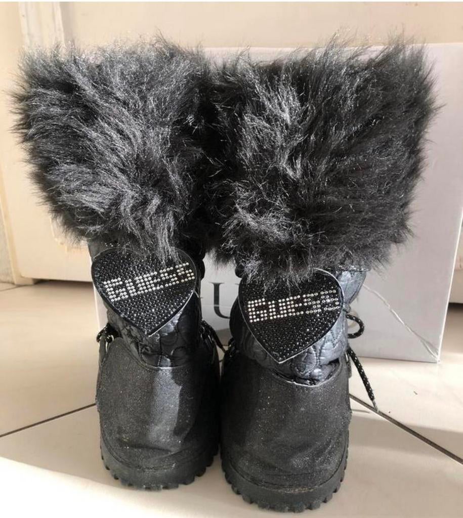 Guess kindersnowboots genaamd "Black Sparkle Lugano Junior, Ophalen, Zo goed als nieuw, Maat 36 (S), Overige typen
