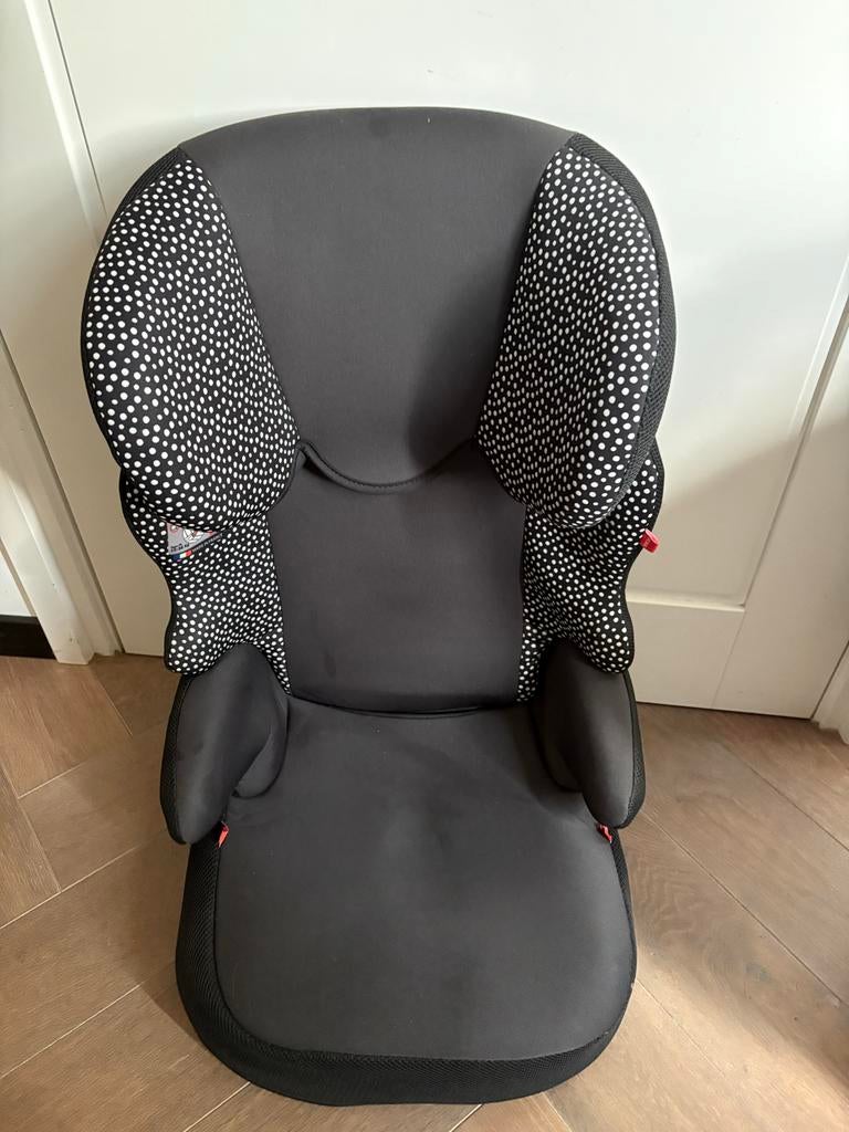 HEMA Autostoelverhoger met rugleuning, Autogordel, 15 t/m 36 kg, Zijbescherming, Zo goed als nieuw
