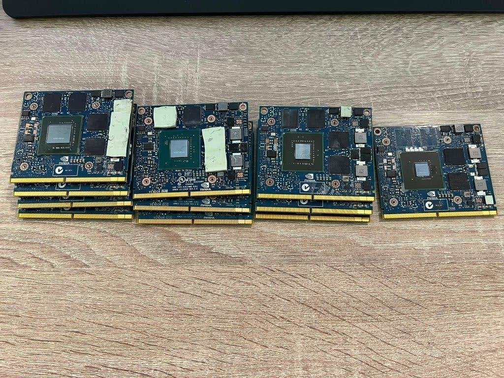 Pulled Nvidia laptop GPU's 11 stuks, Computers en Software, Videokaarten, Gebruikt, -, -, Ophalen of Verzenden
