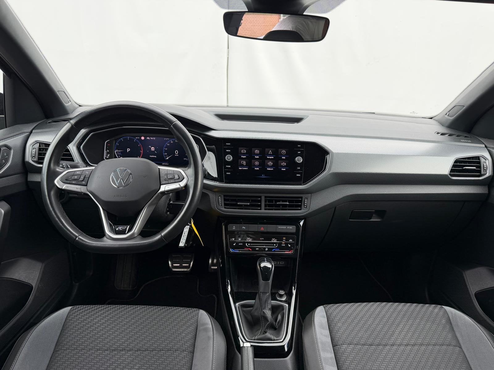Volkswagen T-Cross 1.5 TSI R-Line | Camera | ACC | Beats | C, Auto's, Euro 6, 4 cilinders, 150 pk, 1226 kg