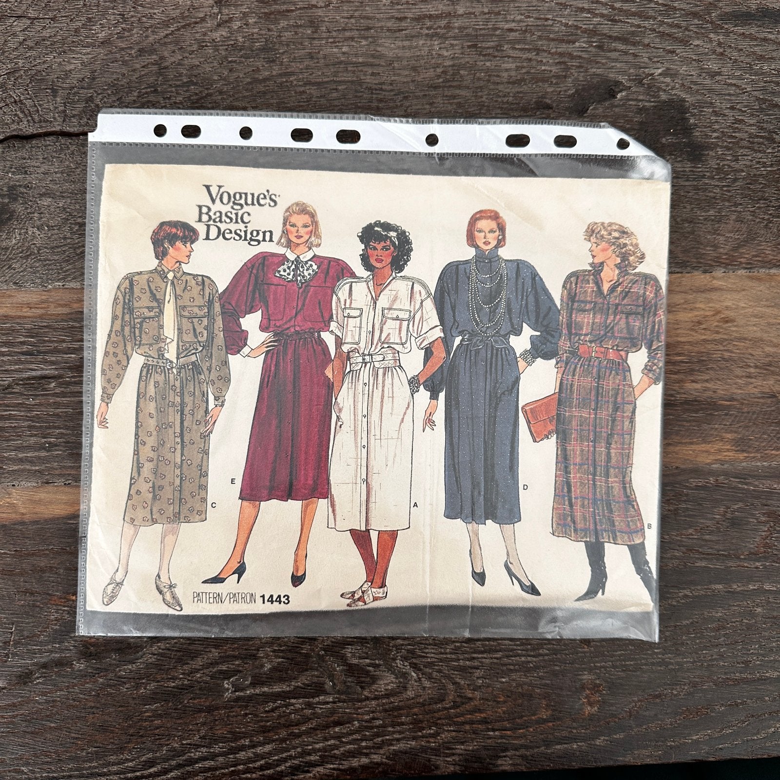 Vogue's Basic Design Naaipatroon Jurken Maat 12, Overige merken, Overige typen, Vrouw, Nieuw