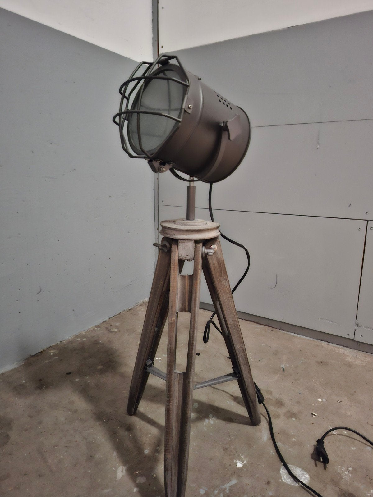 Vintage Industriële Vloerlamp met Houten Statief, Ophalen