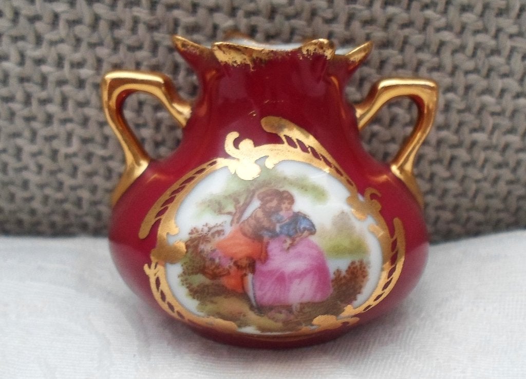 Vaasje en doosje limoges. Fragonard afbeelding., Ophalen of Verzenden