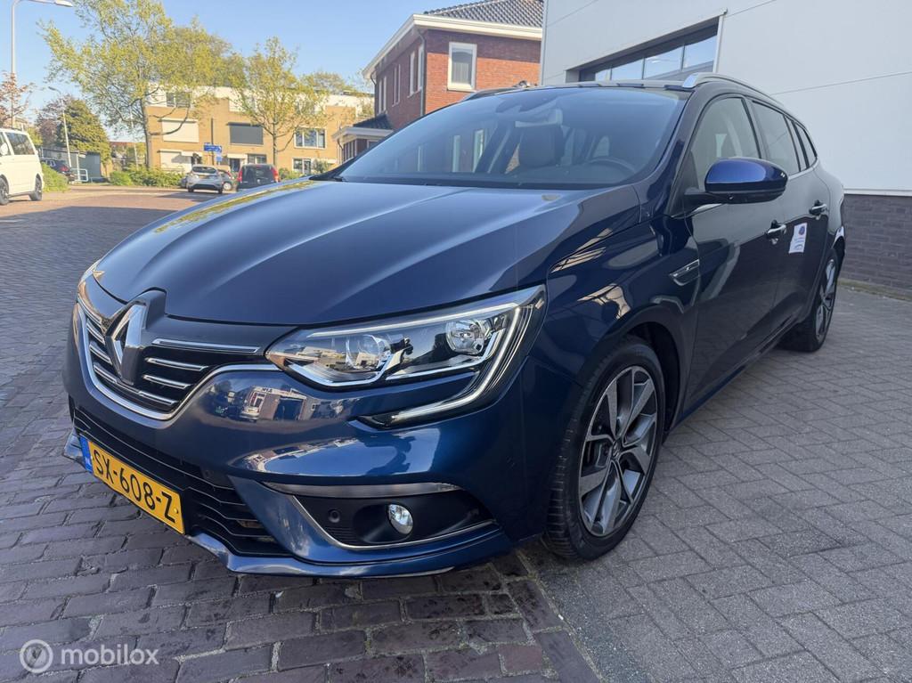 Renault Megane Estate Bose | Automaat | 2018 | NAP | Leder/S, Gebruikt, Euro 6, 4 cilinders, Blauw