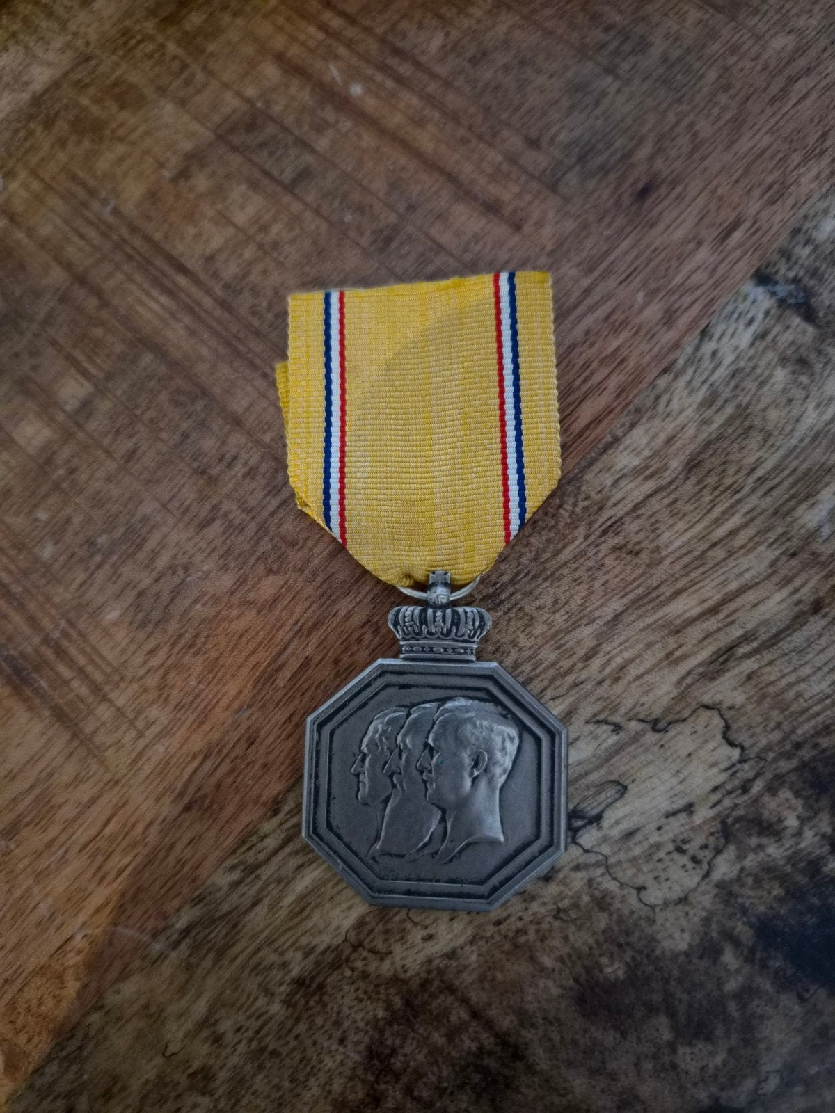 Belgische Herdenkingsmedaille 100 Jaar Onafhankelijkheid, Ophalen of Verzenden, Overige materialen