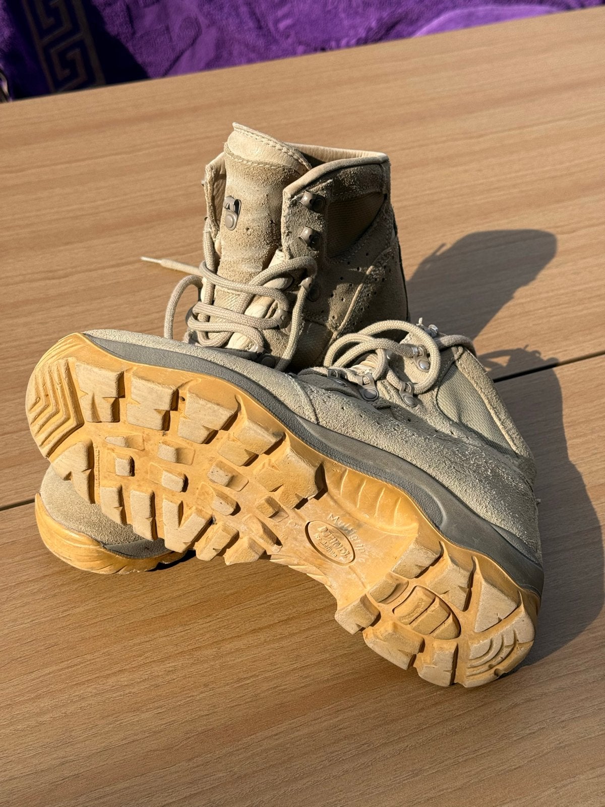 Meindl - Stevige beige wandelschoenen - maat 42, Sport en Fitness, Bergsport en Wandelen, Ophalen of Verzenden, Gebruikt, Schoenen