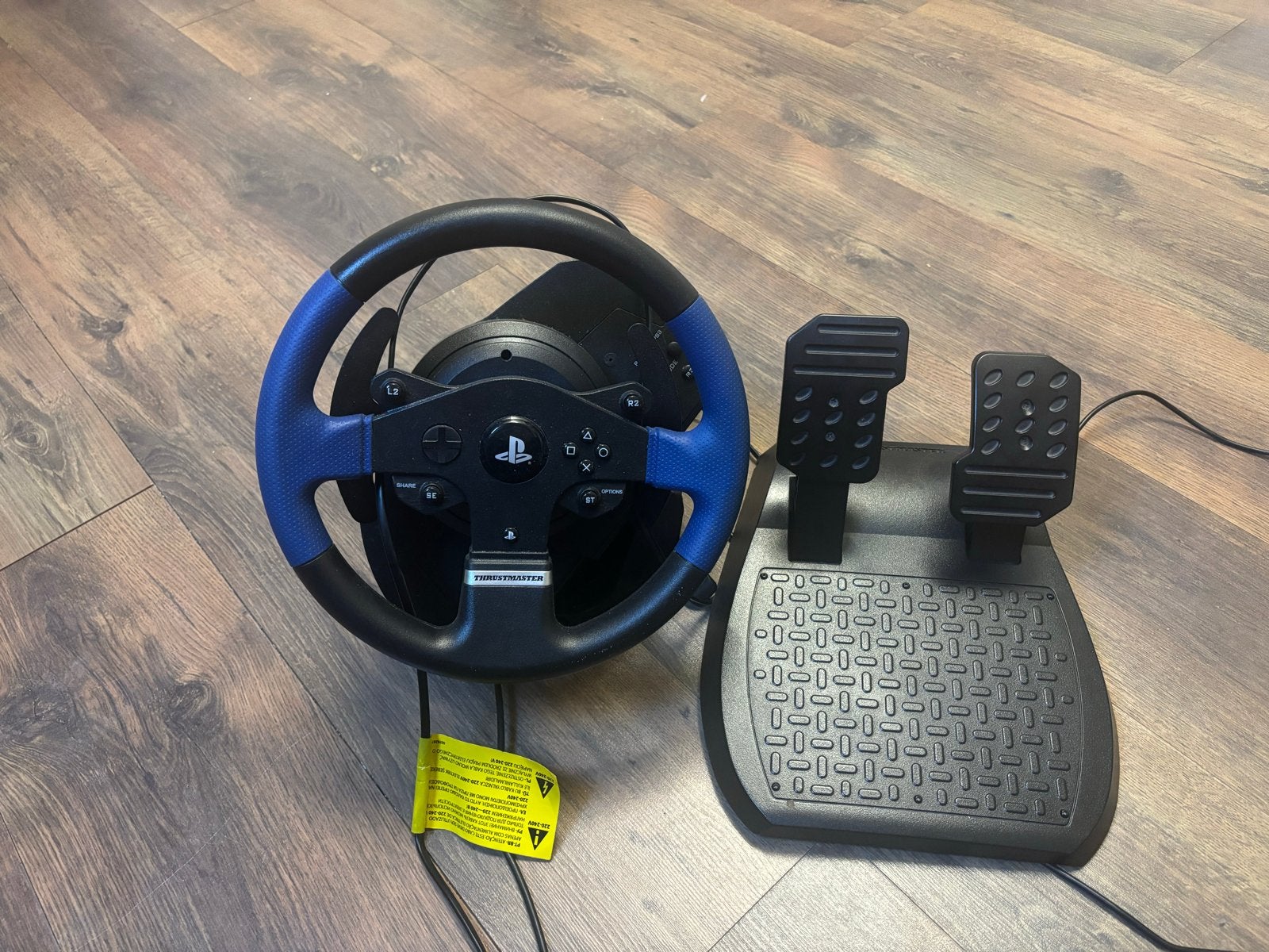 Thrustmaster ps5 stuur f1, Spelcomputers en Games, Spelcomputers | Sony PlayStation Consoles | Accessoires, Ophalen of Verzenden