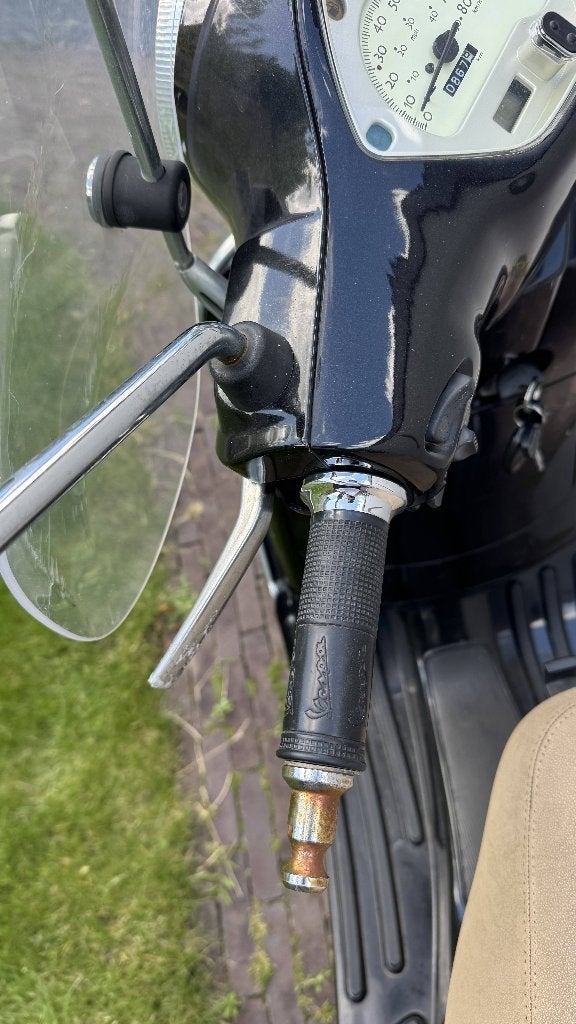 Vespa LX5 4T 2011, Fietsen en Brommers, Scooters | Vespa, Ophalen, Gebruikt, Benzine, 50 cc