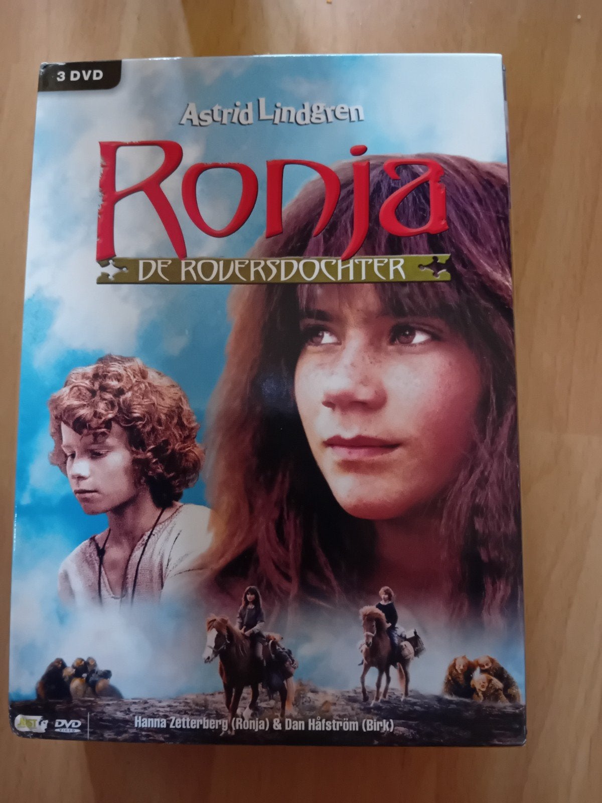 Ronja de Roversdochter - Complete serie (3 DVD's), Cd's en Dvd's, Avontuur, Gebruikt, Alle leeftijden, Nederlands
