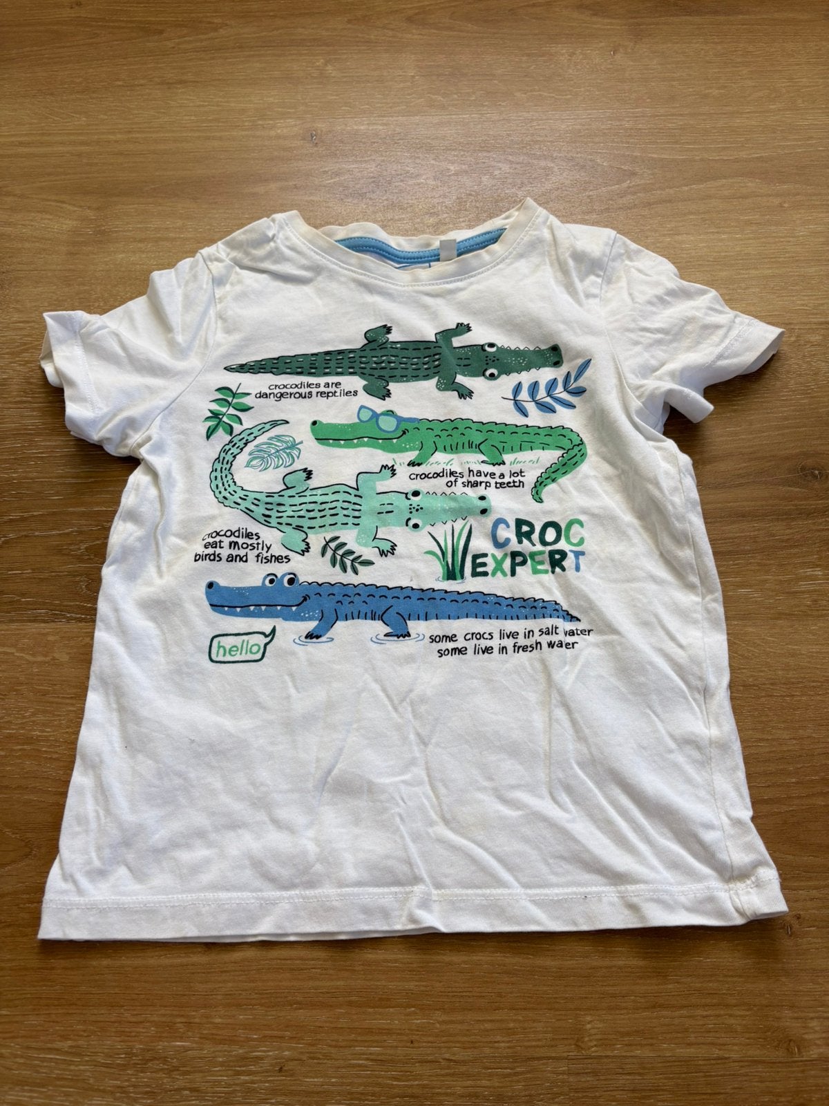 T-shirt wit krokodil maat 122, Ophalen of Verzenden, Meisje, Shirt of Longsleeve