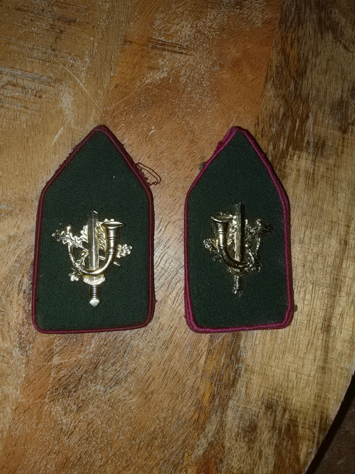 Kraagspiegel Limburgse Jagers – Nederlandse krijgsmacht – mi, Ophalen of Verzenden, Landmacht, Nederland, Embleem of Badge