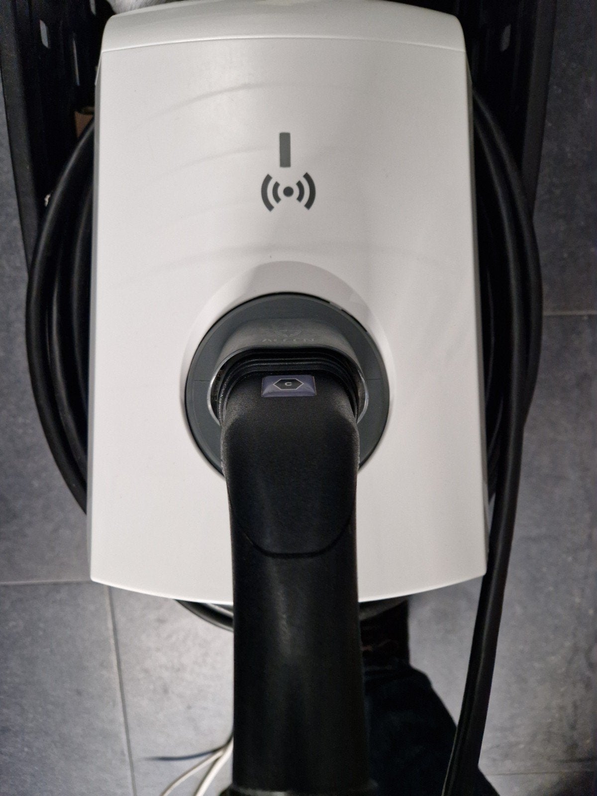Alfen single vaste kabel 7.5 meter, wachtwoord, Auto diversen, Ophalen of Verzenden, Laadpaal