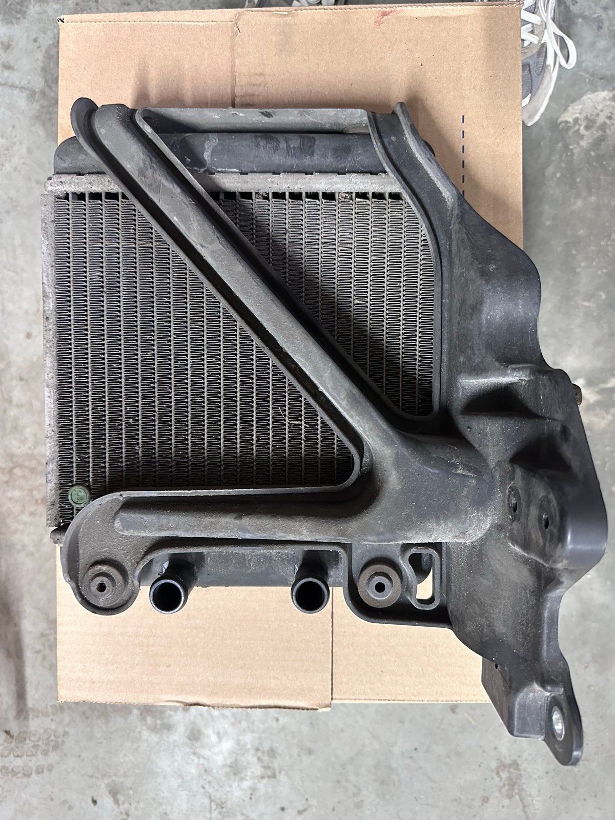 AUDI RS3 8Y 2.5L Voor rechts Hulp Radiator 8Y0121260, Ophalen of Verzenden, Gebruikt, Audi
