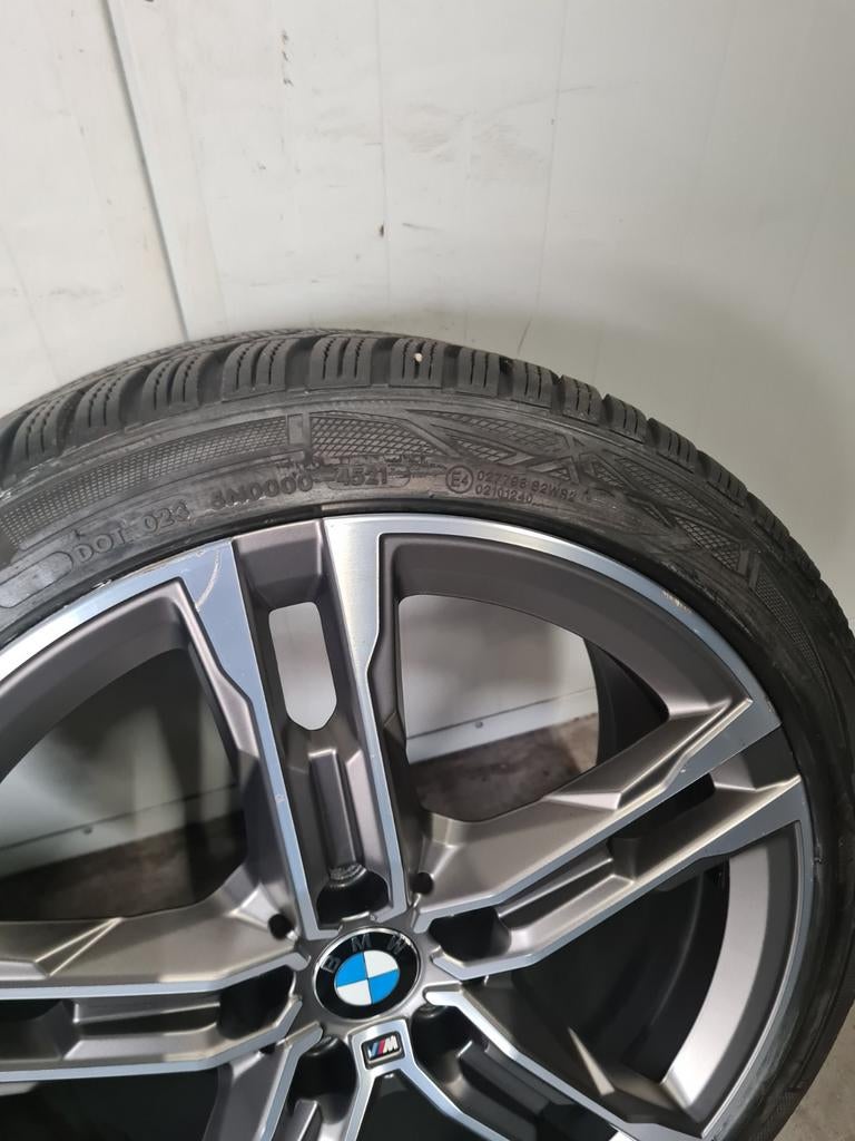 18' BMW 1 2 Serie Styling 556M met winterbanden Origineel, 18 inch, Banden en Velgen, Personenwagen, 225 mm