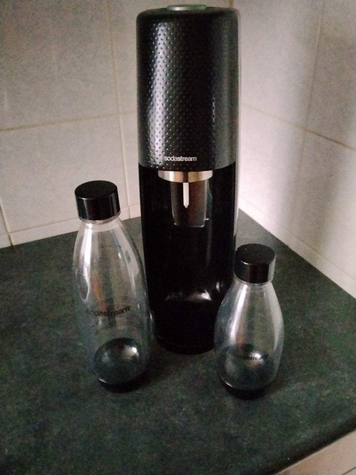 Sodastream met 2 flessen - Maak je eigen bruiswater!, Witgoed en Apparatuur, Ophalen of Verzenden, Gebruikt