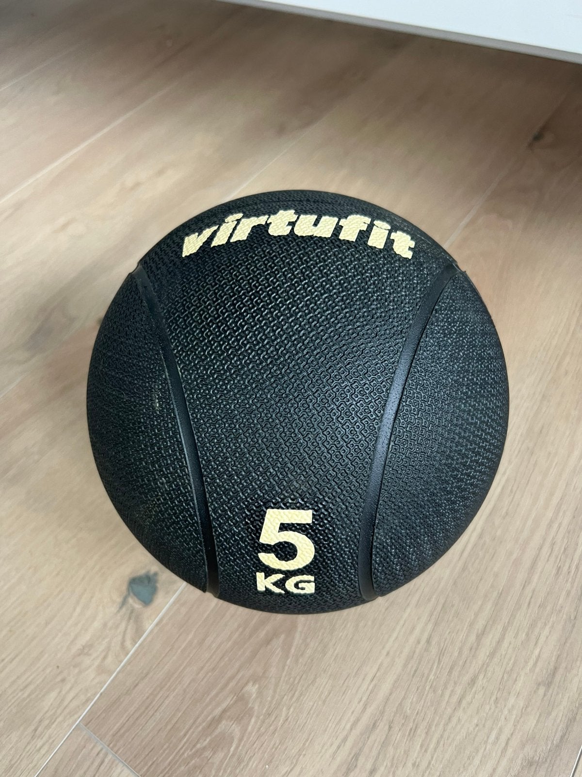 VirtuFit Medicijnbal Rubber 5kg Trainingsbal Wall Ball, Ophalen, Zo goed als nieuw, Fitnessbal