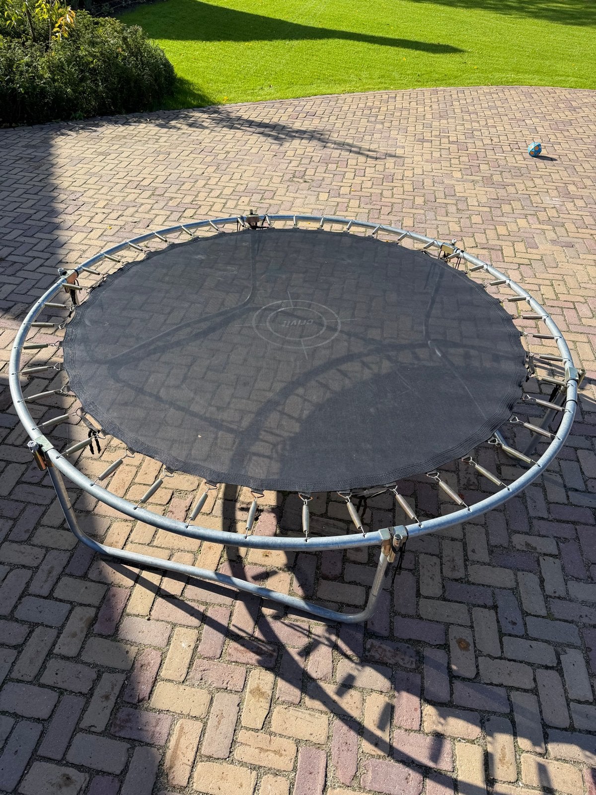 Crivit Trampoline - diameter 250, Ophalen, Gebruikt