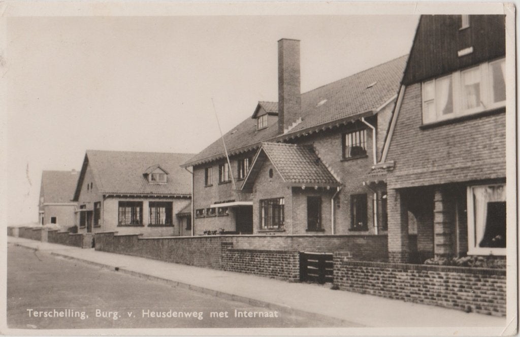 1950 terschelling internaat burg v heusdenweg wadden eiland, Verzamelen, Ophalen of Verzenden, Voor 1920, Gelopen, Waddeneilanden