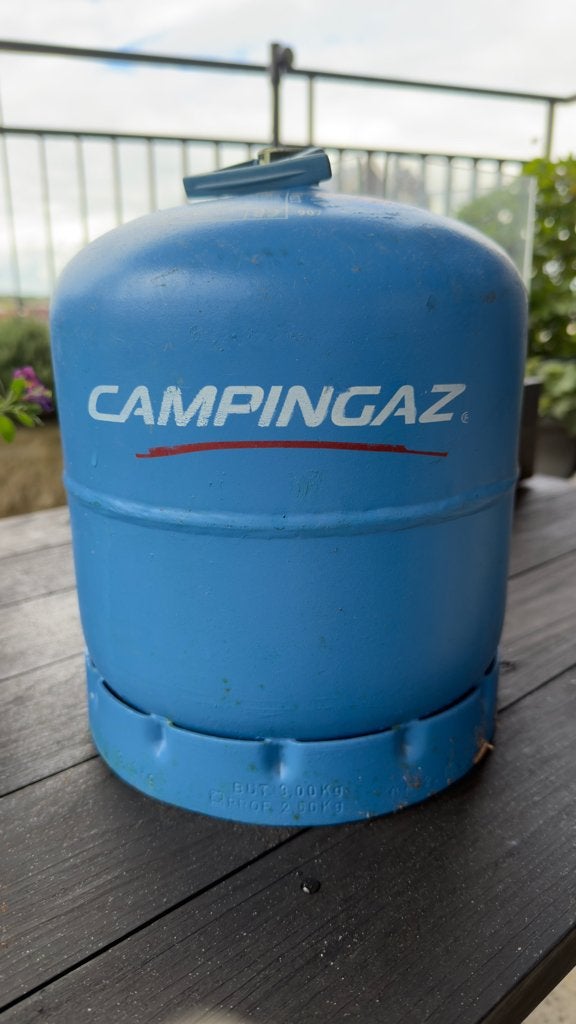 CAMPINGAZ 907 gasfles te koop, Ophalen, Zo goed als nieuw